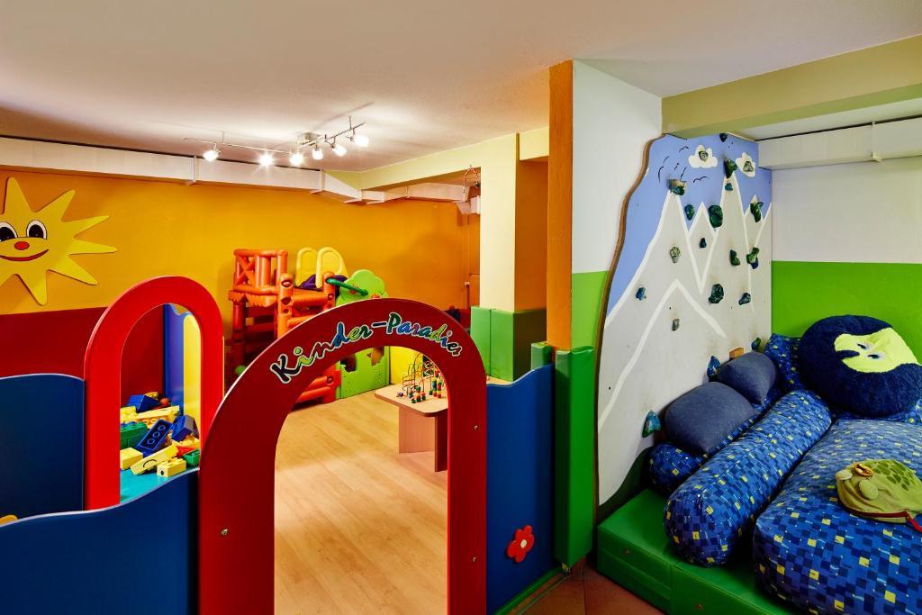 Naturhotel Die Waldruhe Gmbh Кьенес Экстерьер фото